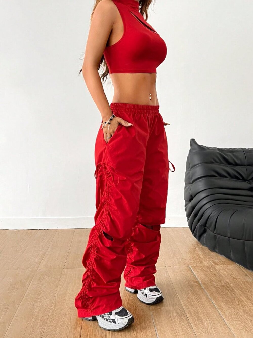 Red Casual Women's Basketball Streetwear Tank Top & Ruched Cargo Pants - Picture 3 of 6